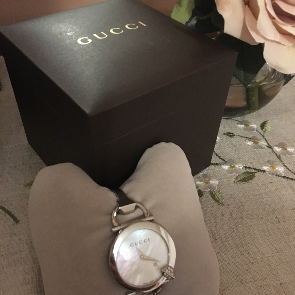 Gucci womens watch